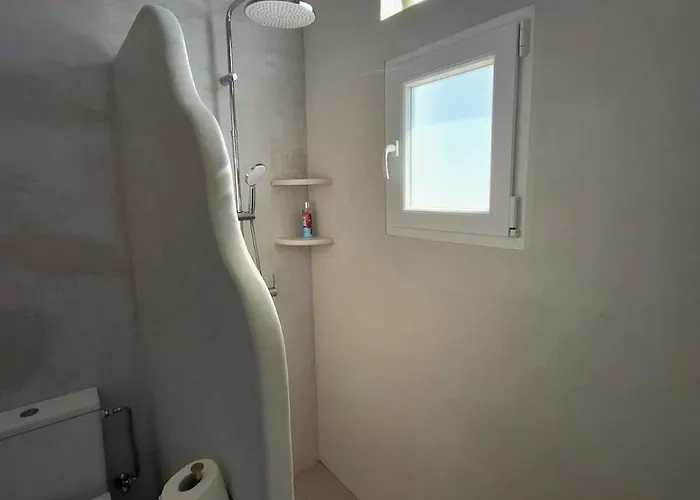 Rodis Cycladic House بيت للعطل