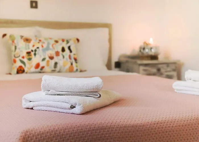 Rodis Cycladic House ناوسا