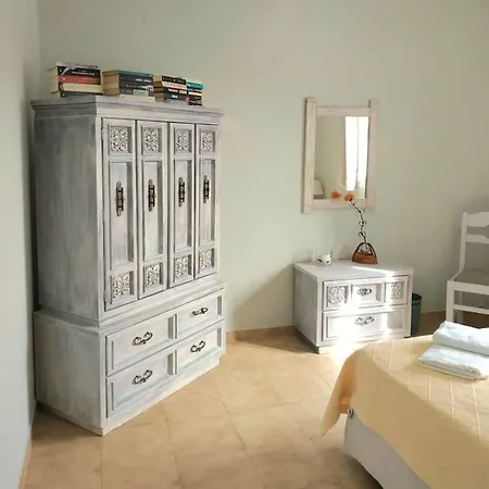 Holiday home Rodis Cycladic House *